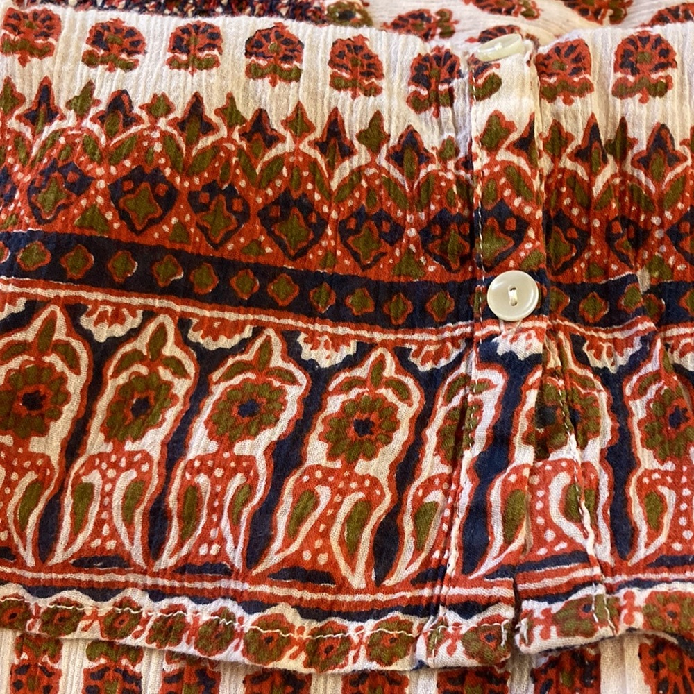HP!! Lucky Brand Live in Love Floral Patterned Button Down Long Sleeve Top - Picture 6 of 9